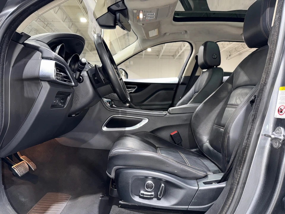 2019 Jaguar F-Pace - Image 8 of 12