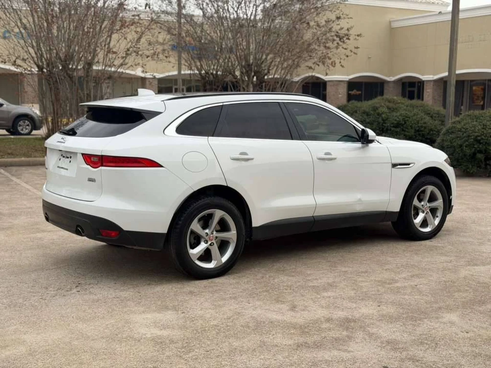 2019 Jaguar F-Pace - Image 6 of 23