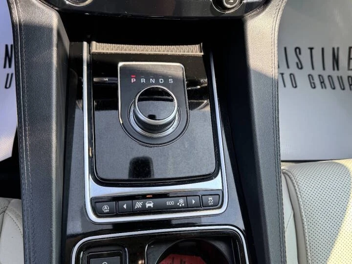 2019 Jaguar F-Pace - Image 14 of 14