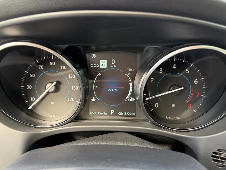 2019 Jaguar F-Pace - Image 15 of 16