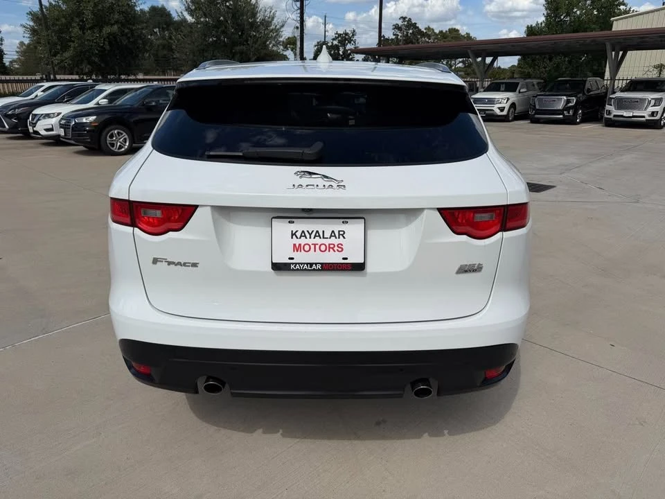 2019 Jaguar F-Pace - Image 4 of 16