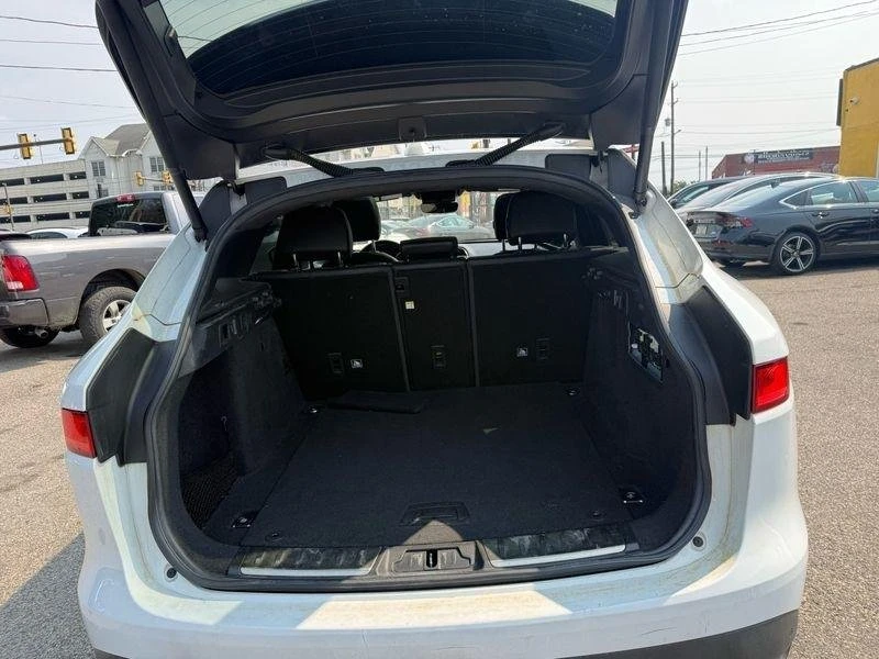 2019 Jaguar F-Pace - Image 15 of 20