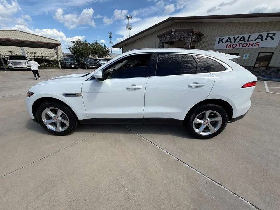 2019 Jaguar F-Pace - Image 2 of 16