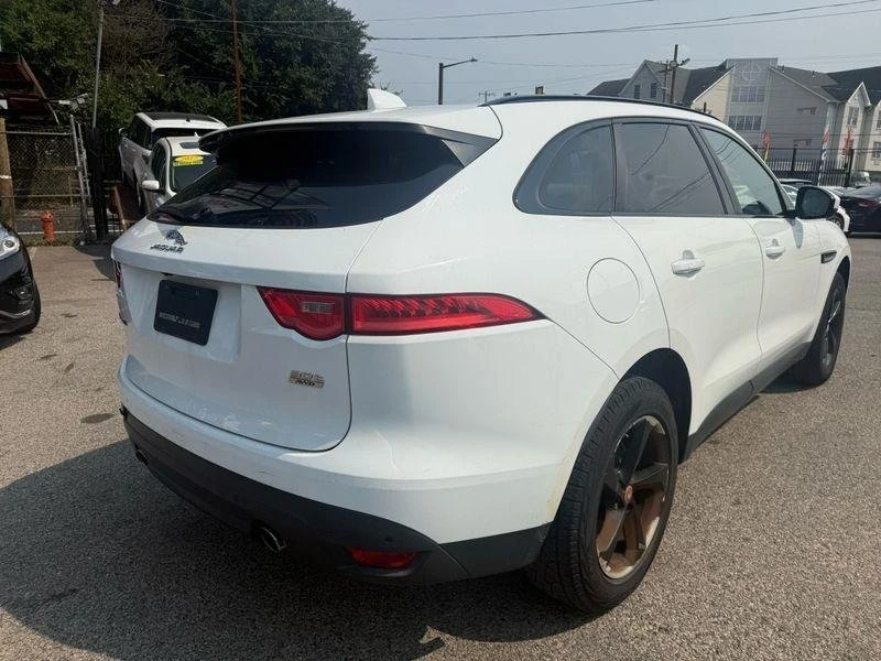 2019 Jaguar F-Pace - Image 4 of 20
