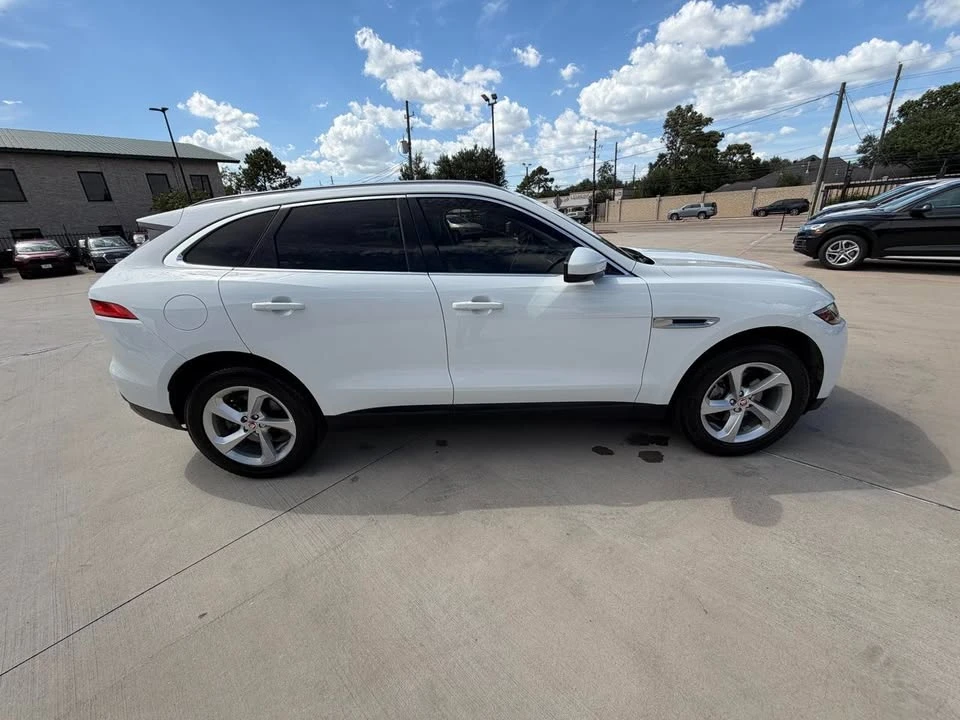 2019 Jaguar F-Pace - Image 6 of 16