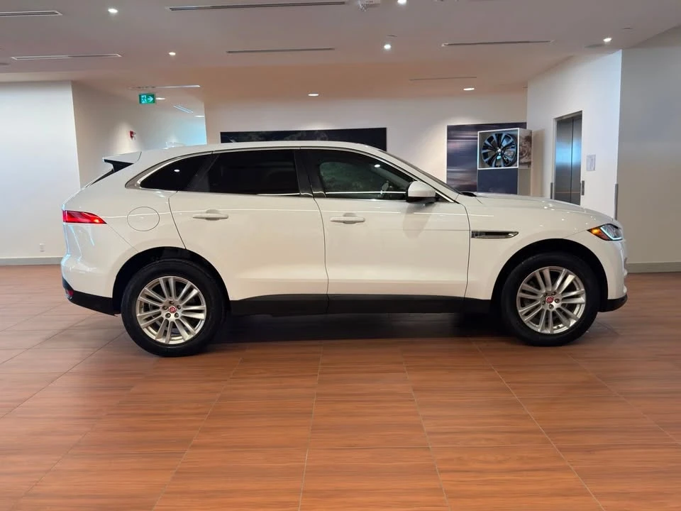 2019 Jaguar F-Pace - Image 8 of 20