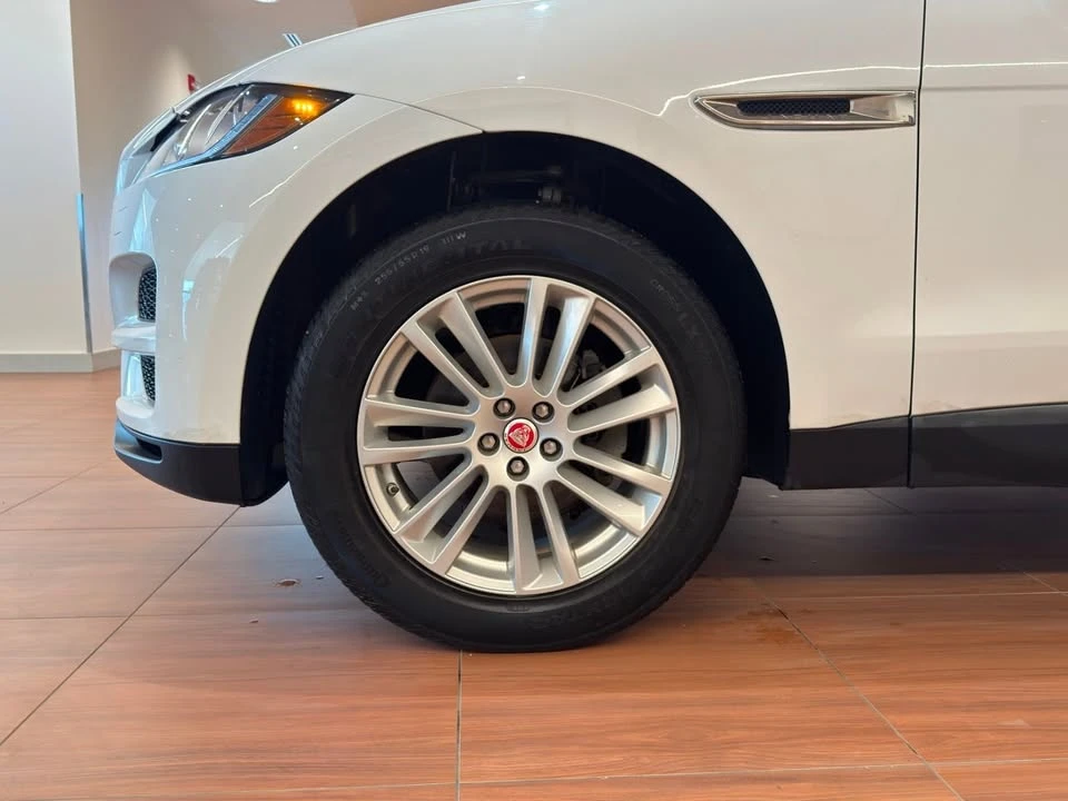 2019 Jaguar F-Pace - Image 12 of 20
