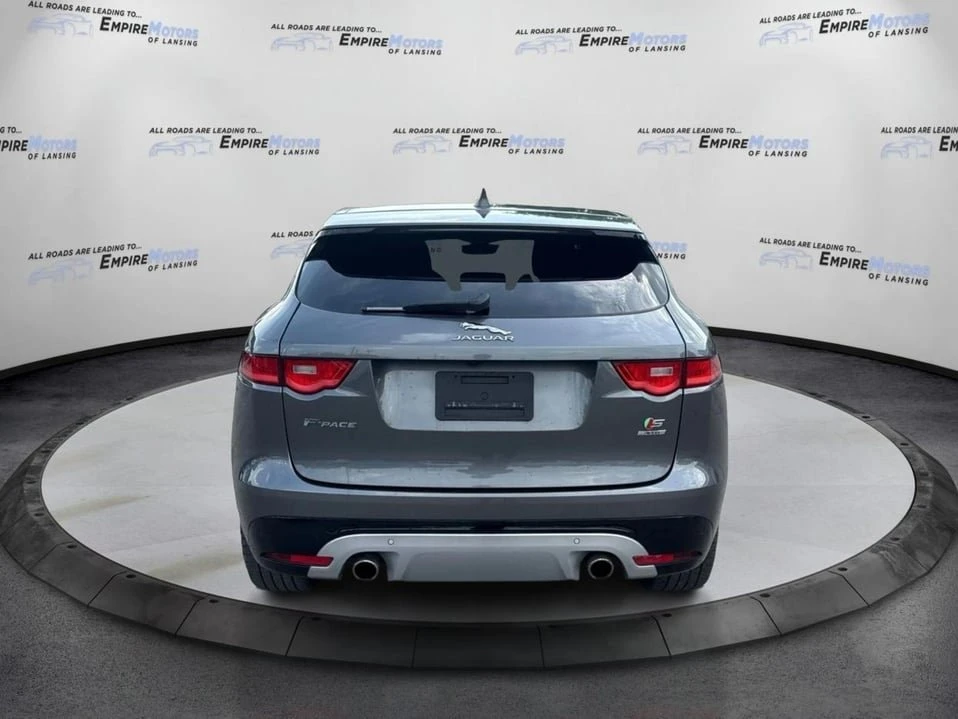 2019 Jaguar F-Pace - Image 9 of 20