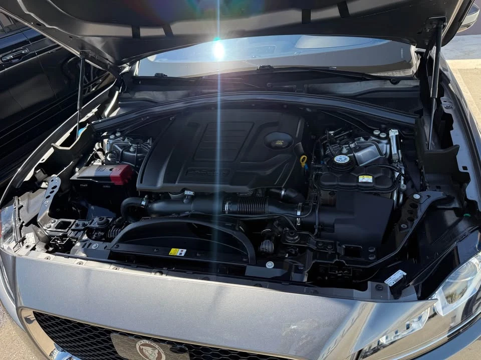 2019 Jaguar F-Pace - Image 6 of 9