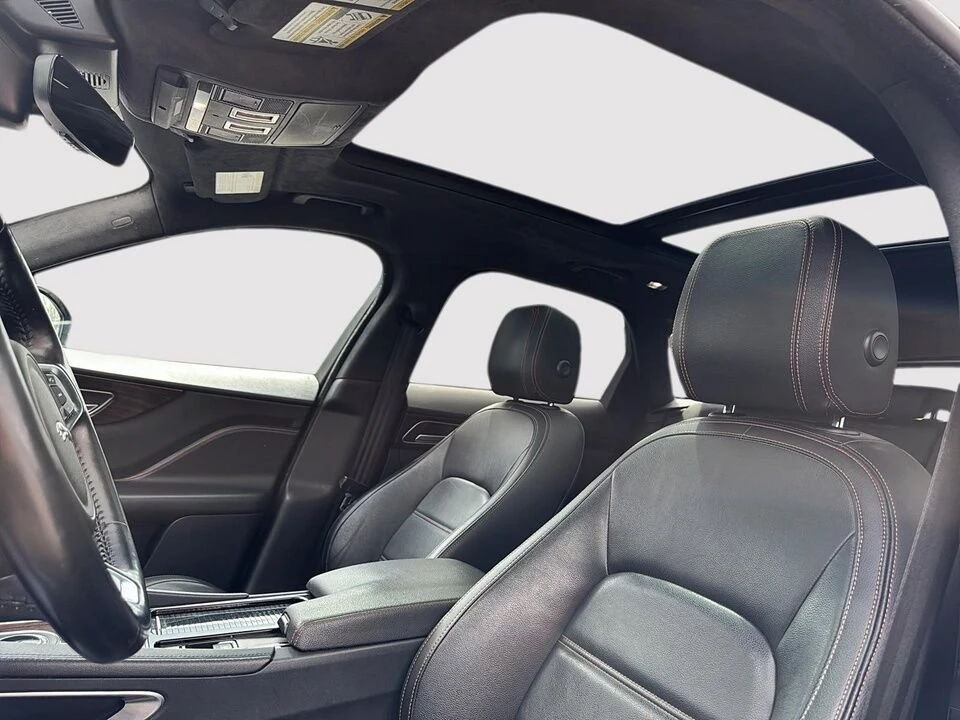 2019 Jaguar F-Pace - Image 16 of 20