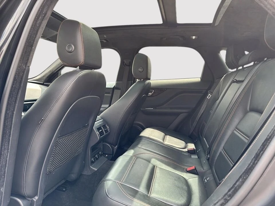 2019 Jaguar F-Pace - Image 17 of 20