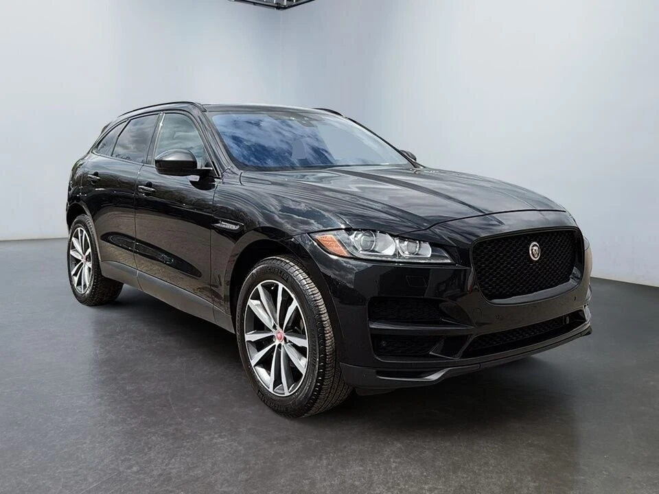 2019 Jaguar F-Pace - Image 9 of 20