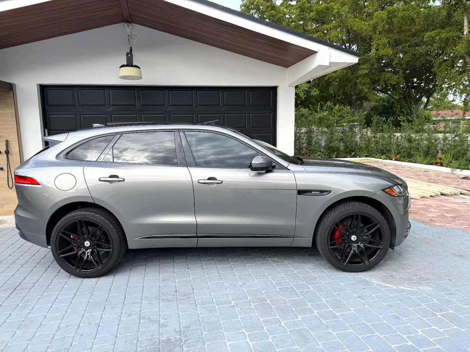 2019 Jaguar F-Pace - Image 12 of 21