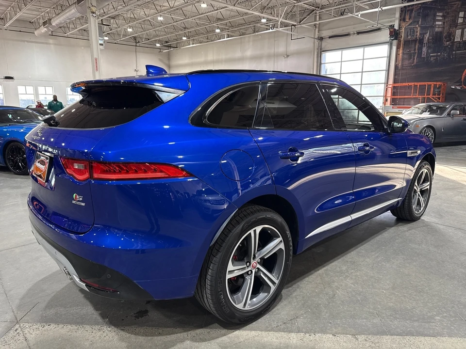 2019 Jaguar F-Pace - Image 3 of 12