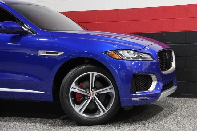 2019 Jaguar F-Pace - Image 3 of 21