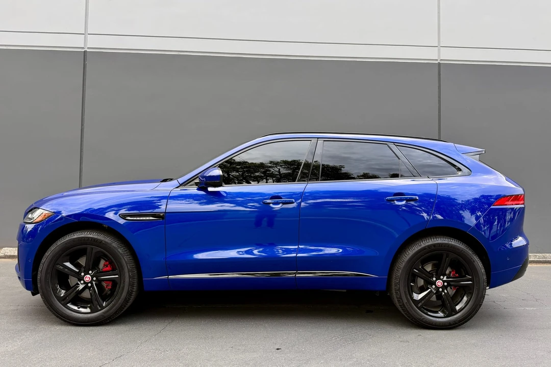 2019 Jaguar F-Pace SVR - Image 30 of 31