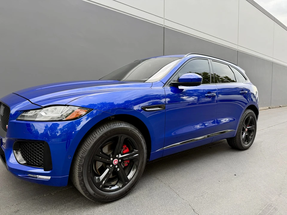 2019 Jaguar F-Pace SVR - Image 5 of 31
