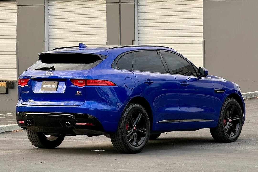 2019 Jaguar F-Pace SVR - Image 19 of 31