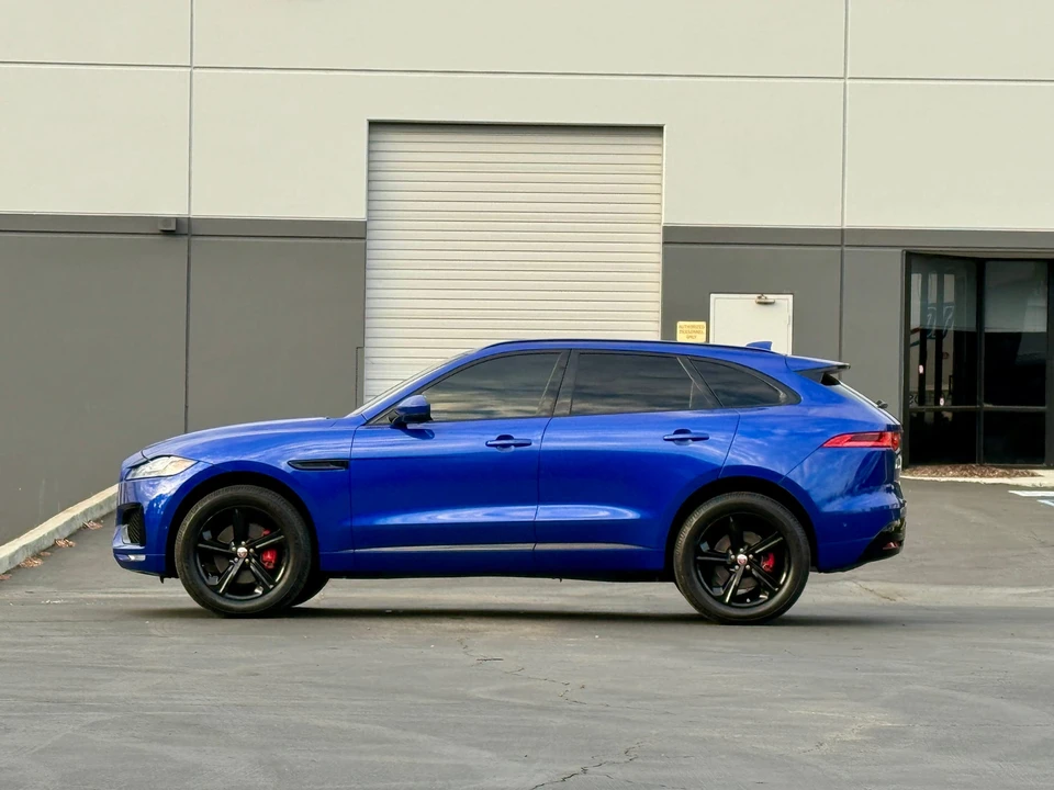 2019 Jaguar F-Pace SVR - Image 28 of 31