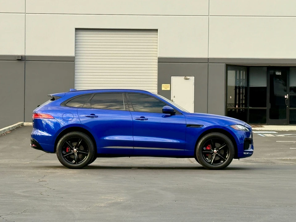 2019 Jaguar F-Pace SVR - Image 15 of 31