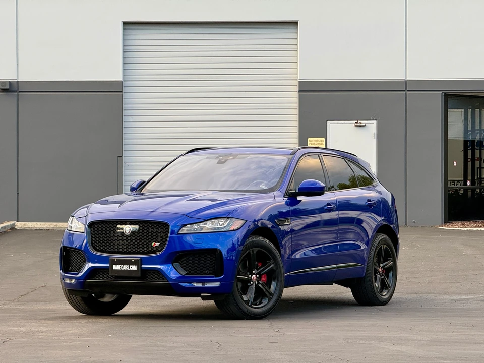 2019 Jaguar F-Pace SVR - Image 4 of 31