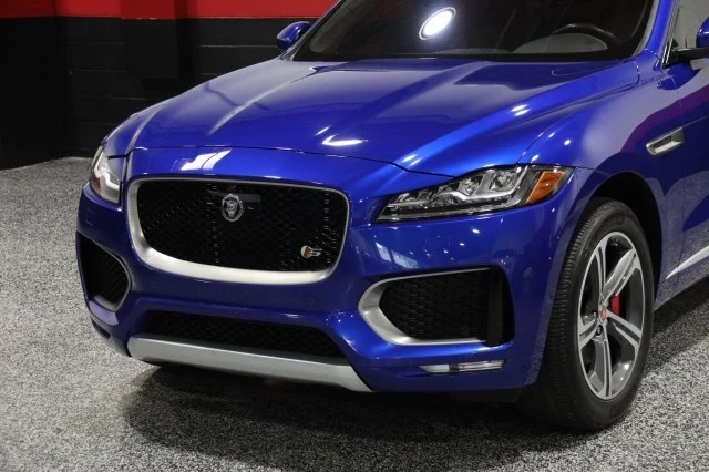 2019 Jaguar F-Pace - Image 13 of 21