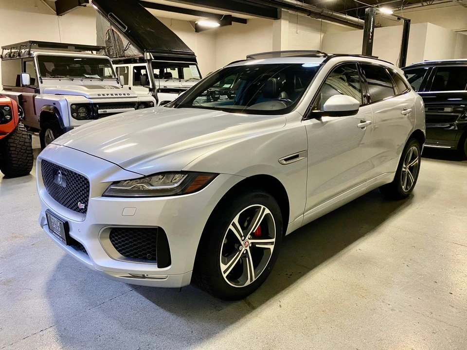 2019 Jaguar F-Pace - Image 4 of 21