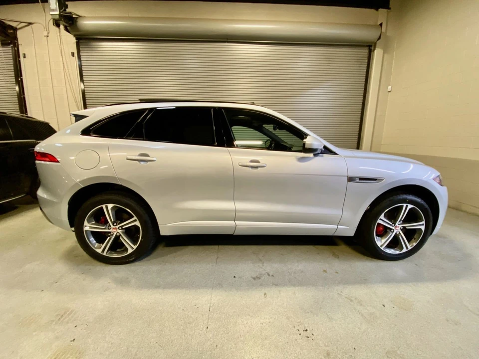 2019 Jaguar F-Pace - Image 7 of 21