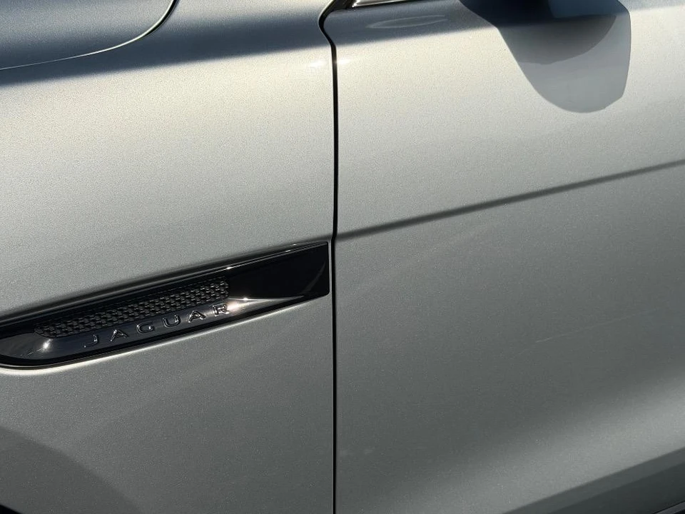 2019 Jaguar F-Pace - Image 4 of 21