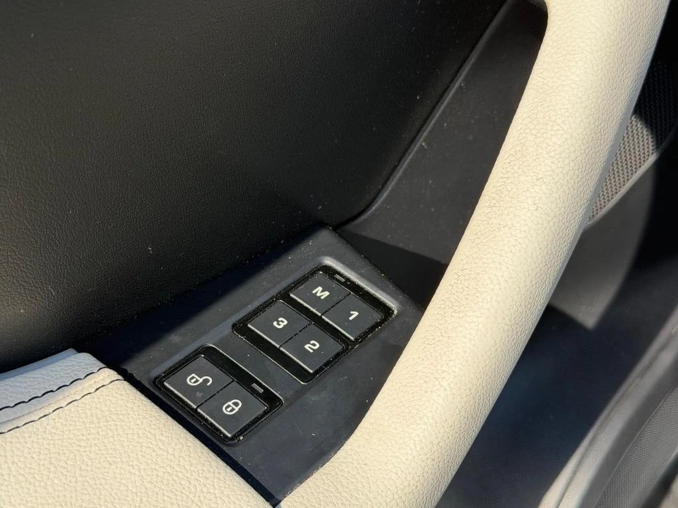 2019 Jaguar F-Pace - Image 7 of 21