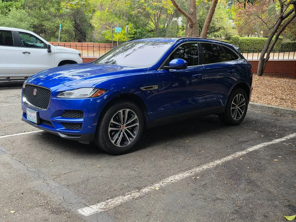 2019 Jaguar F-Pace - Image 7 of 7