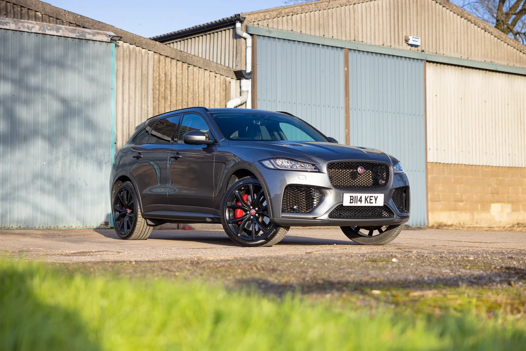 2019 Jaguar F-Pace SVR - Image 11 of 31