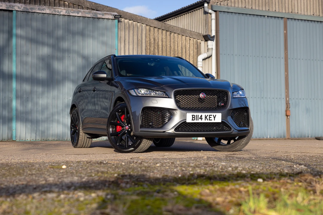 2019 Jaguar F-Pace SVR - Image 19 of 31