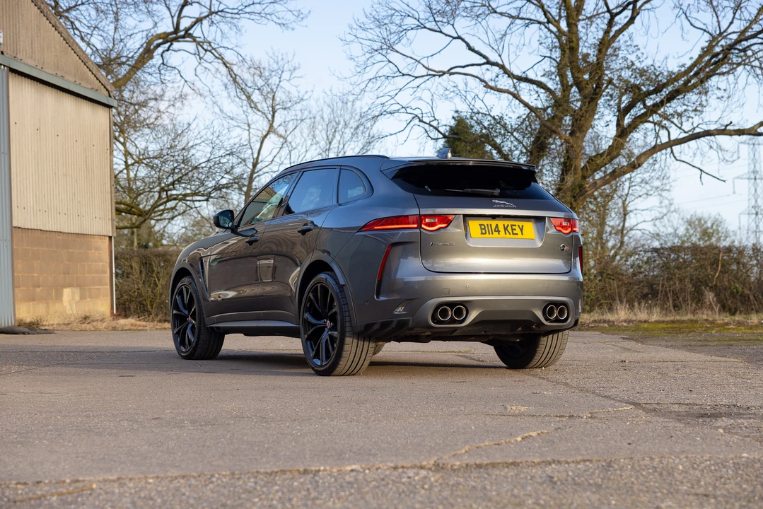 2019 Jaguar F-Pace SVR - Image 24 of 31