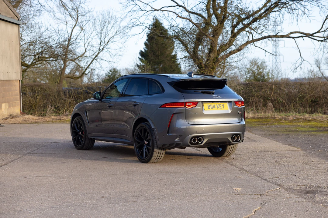 2019 Jaguar F-Pace SVR - Image 25 of 31