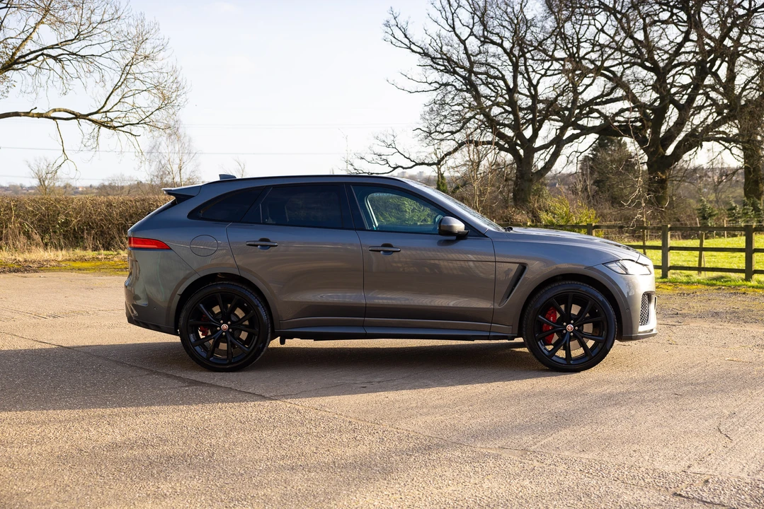 2019 Jaguar F-Pace SVR - Image 12 of 31