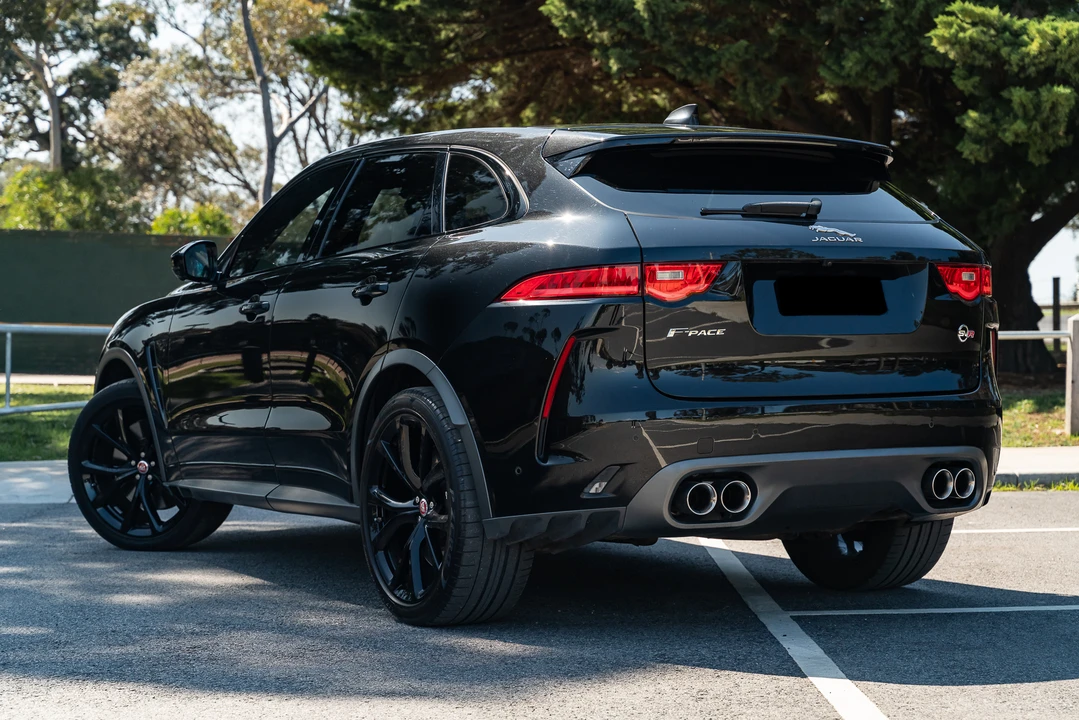2019 Jaguar F-Pace SVR - Image 12 of 31