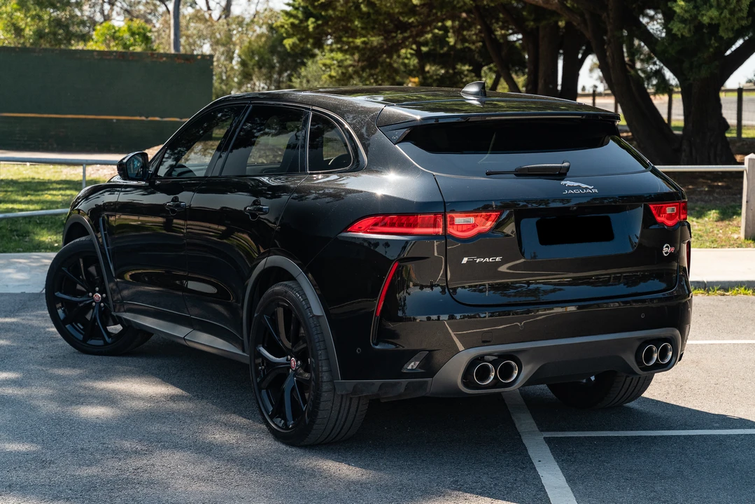 2019 Jaguar F-Pace SVR - Image 20 of 31