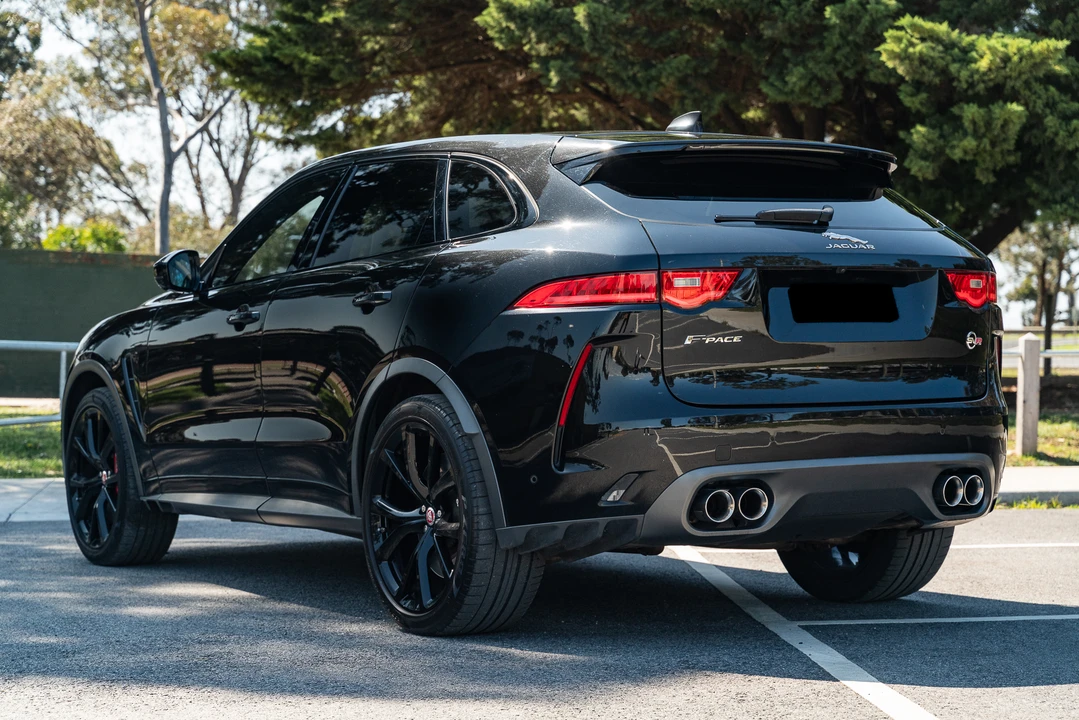 2019 Jaguar F-Pace SVR - Image 5 of 31
