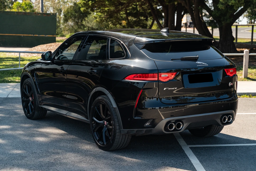2019 Jaguar F-Pace SVR - Image 22 of 31