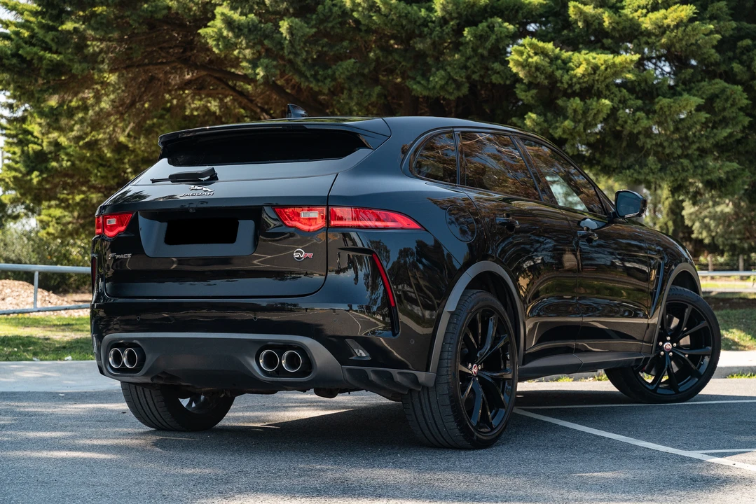 2019 Jaguar F-Pace SVR - Image 7 of 31