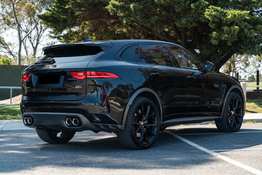 2019 Jaguar F-Pace SVR - Image 14 of 31