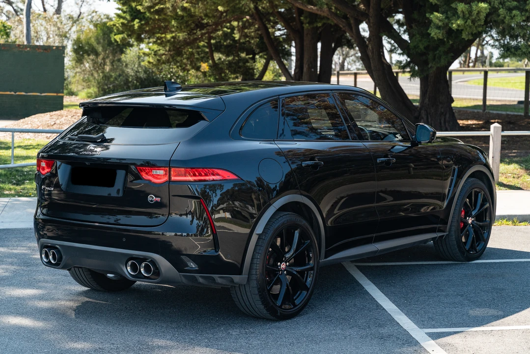 2019 Jaguar F-Pace SVR - Image 24 of 31