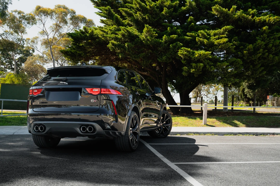 2019 Jaguar F-Pace SVR - Image 21 of 31