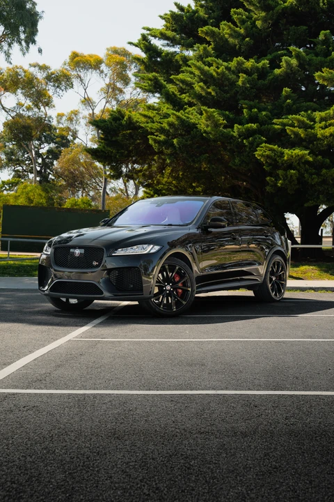 2019 Jaguar F-Pace SVR - Image 26 of 31