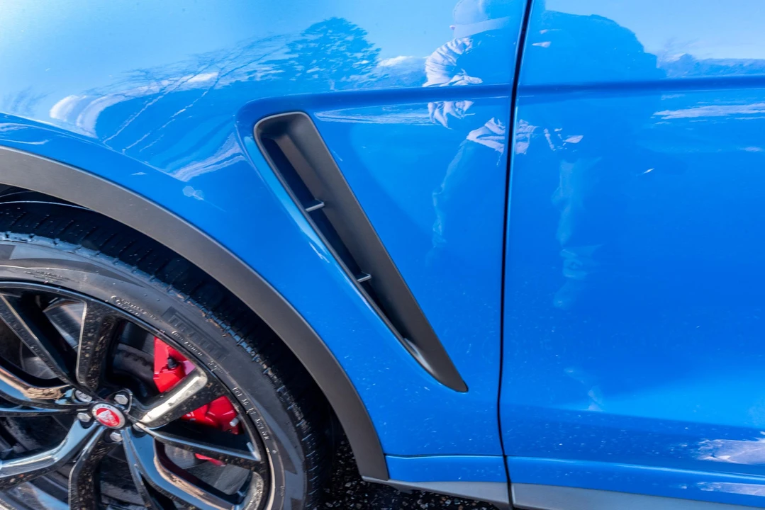 2019 Jaguar F-Pace SVR - Image 13 of 31