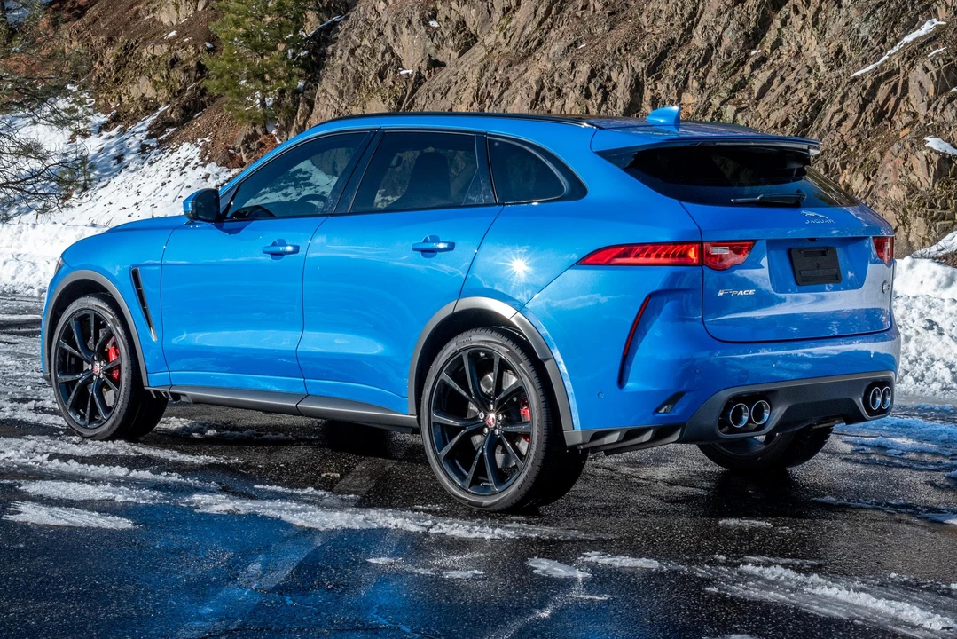 2019 Jaguar F-Pace SVR - Image 7 of 31