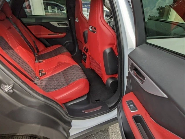 2019 Jaguar F-Pace SVR - Image 11 of 12