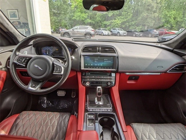 2019 Jaguar F-Pace SVR - Image 14 of 21