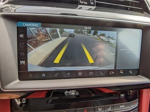 2019 Jaguar F-Pace SVR - Image 19 of 21